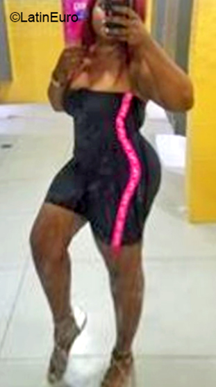 Date this tall Dominican Republic girl Franchesca from Santo Domingo DO36210