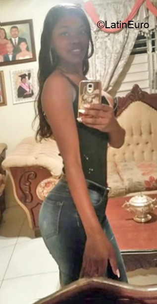 Date this exotic Dominican Republic girl Marisol from Santo Domingo DO36216