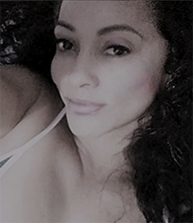 Date this georgeous Colombia girl Luna from Cali CO26138