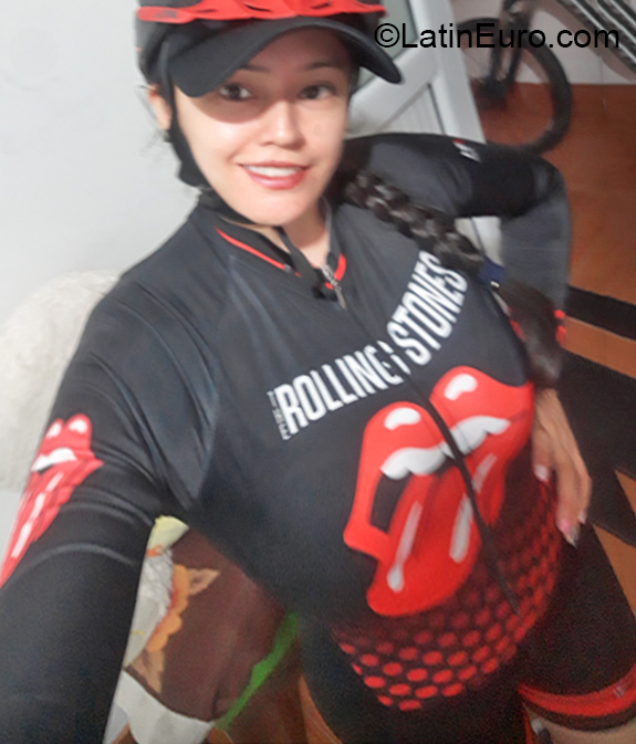 Date this hot Colombia girl Sandra from Yopal CO26160