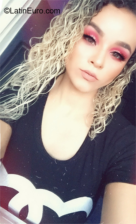 Date this passionate Brazil girl Paloma from Sao Paulo BR10949