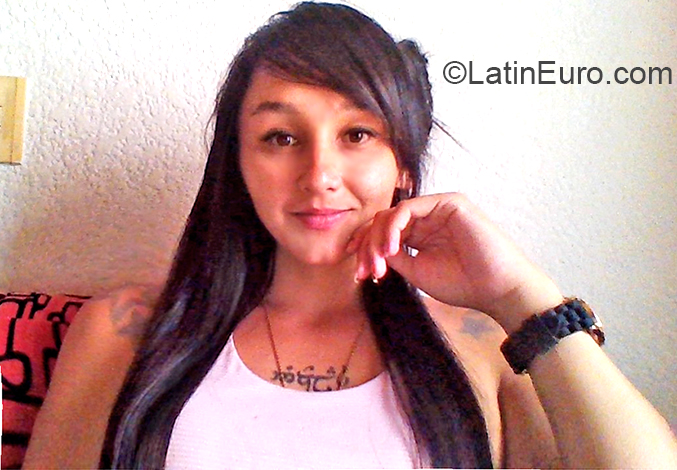 Date this pretty Colombia girl Patty from Bogota CO26352