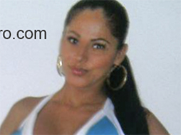 Date this attractive Colombia girl Preciosa from Bucaramanga CO26395