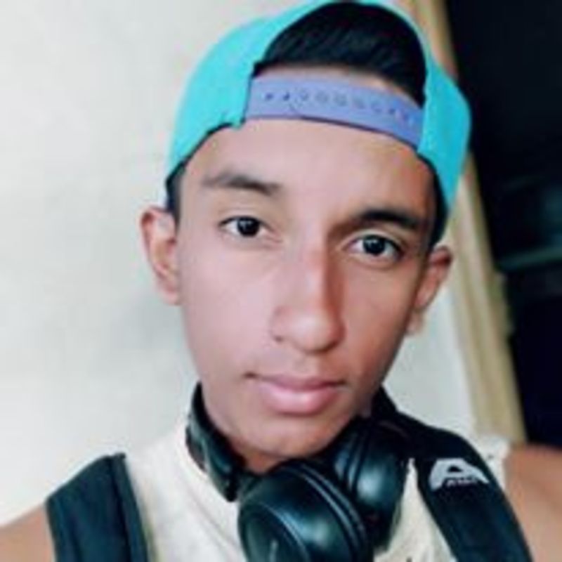 Date this exotic Venezuela man Eudes from Barinas VE2830