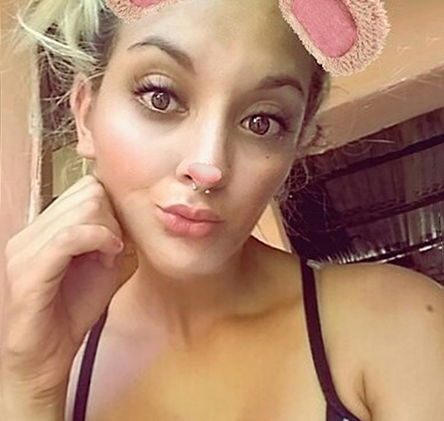 Date this happy Argentina girl Cintia from Buenos Aires AR286