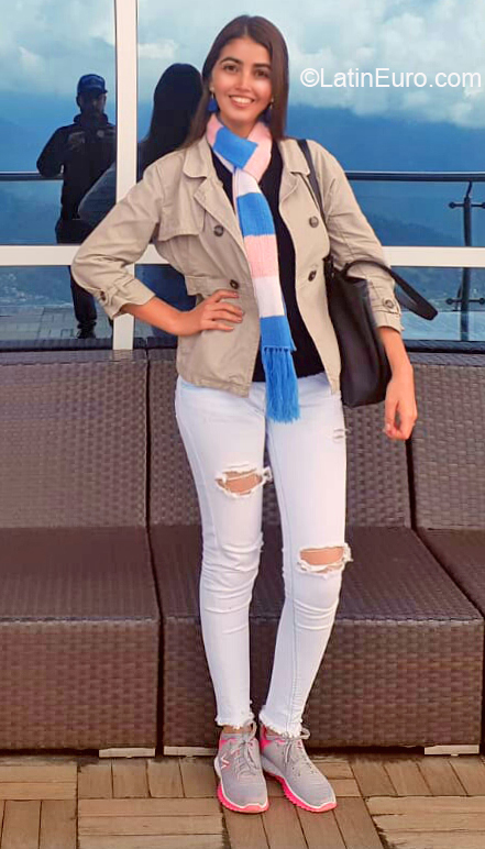 Date this cute Venezuela girl Andrea from San Cristobal VE2857