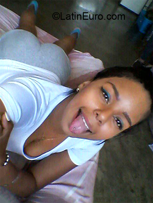 Date this tall Venezuela girl Cristina from Caracas VE2876