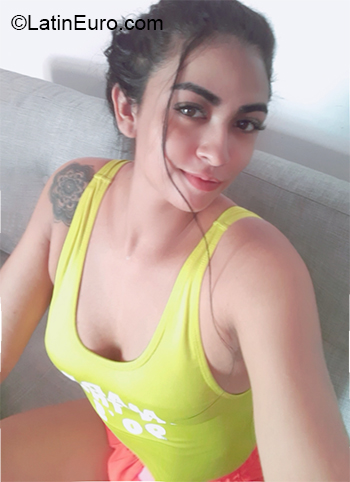 Date this athletic Colombia girl Yiseth from Barranquilla CO26623