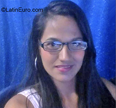 Date this stunning Venezuela girl Yenni from Maturin VE2989