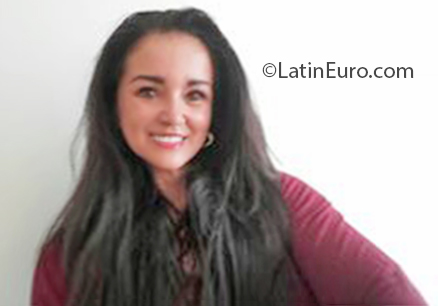 Date this delightful Colombia girl Gloria from Tulua CO26915