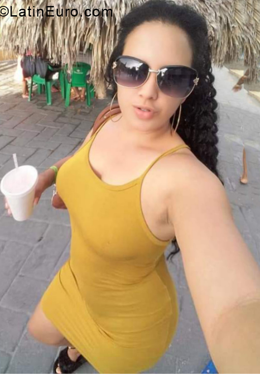 Date this cute Dominican Republic girl Ironelis from Mao DO37836