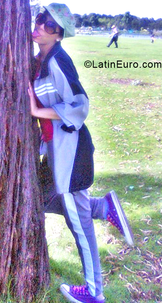 Date this charming Colombia girl Alejandra from Bogota CO27113