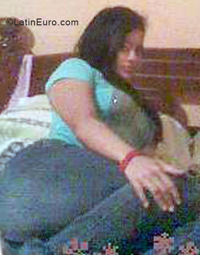 Date this beautiful Venezuela girl Yutismar from Maturin VE3137