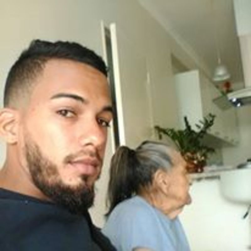 Date this voluptuous Venezuela man Fabio maestre from Pto Ordaz VE3159