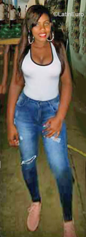 Date this hot Dominican Republic girl Rosa from Santo Domingo DO38036