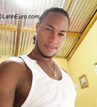 funny Dominican Republic man Victor from Santo Domingo DO38059