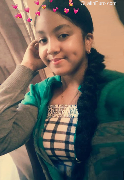 Date this beautiful Dominican Republic girl Mayelin from Santo Domingo DO38063