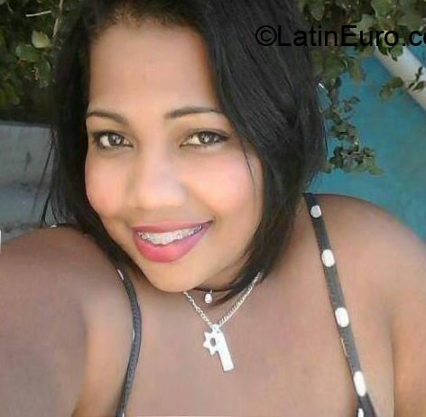 Date this hot Brazil girl Claudineia from Ribeirao das Neves BR11134