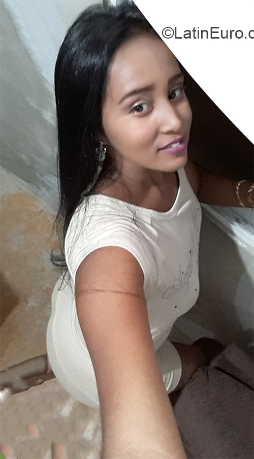 Date this tall Dominican Republic girl Jin from Santiago DO38266