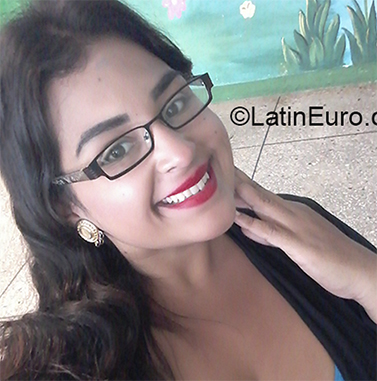 Date this funny Venezuela girl Meleidi from Barquisimeto VE3309