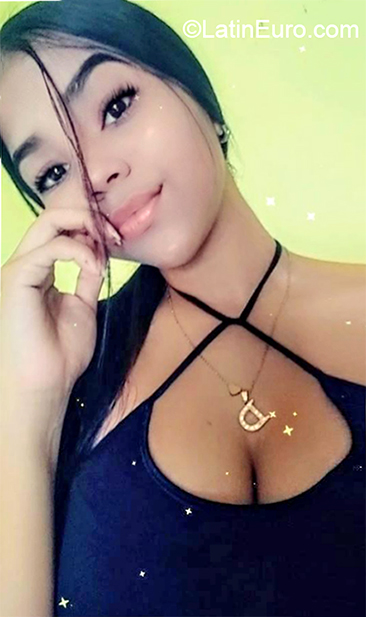 Date this charming Venezuela girl Daniela from Cabimas VE3314