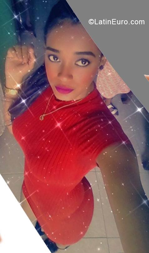 Date this cute Dominican Republic girl Ali from Santo Domingo DO38491