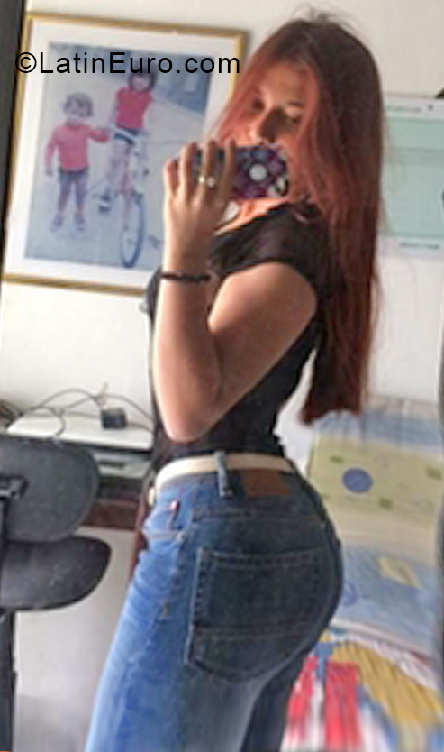 Date this funny Colombia girl Laura from Manizales CO28195