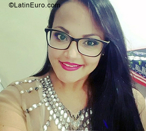 Date this stunning Brazil girl Alessandra from Campinas BR11431