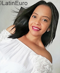 Date this athletic Colombia girl Ana from Barranquilla CO28574