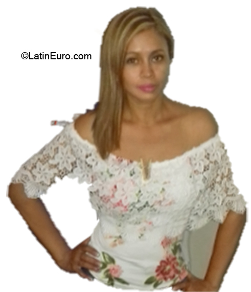 Date this charming Ecuador girl Gloria from Quito EC612