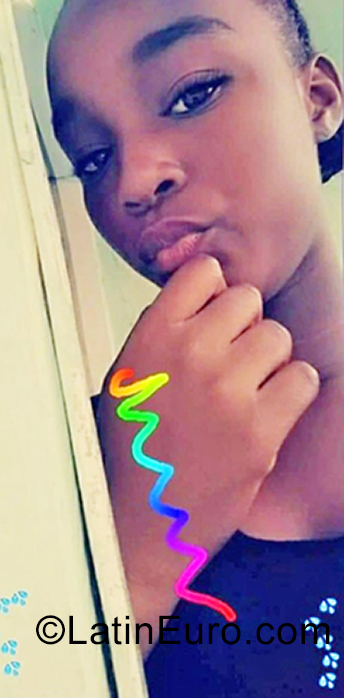 Date this funny Dominican Republic girl Llina from San Pedro De Macoris DO38816