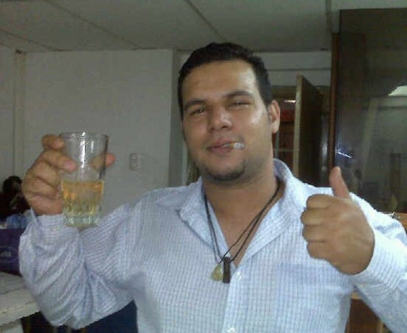 Date this gorgeous Venezuela man Rafael from Caracas VE3518