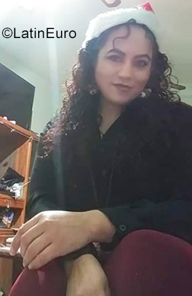 Date this nice looking Mexico girl Medmex from Tijuana MX2119