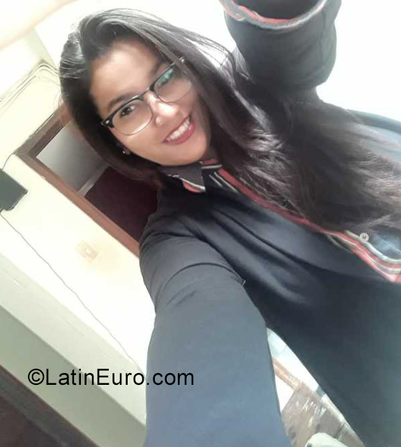 Date this attractive Colombia girl LIZETH from Tolima CO30166