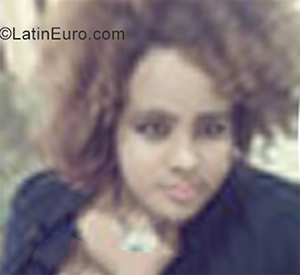 Date this happy Dominican Republic girl Delaila from Santo Domingo DO39517