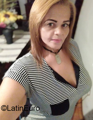 Date this exotic Venezuela girl Carlina from Valencia VE3848