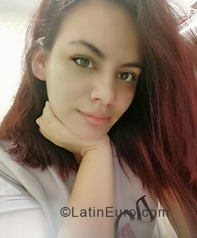 Date this funny Colombia girl Ruth Esther from Bogota CO30217