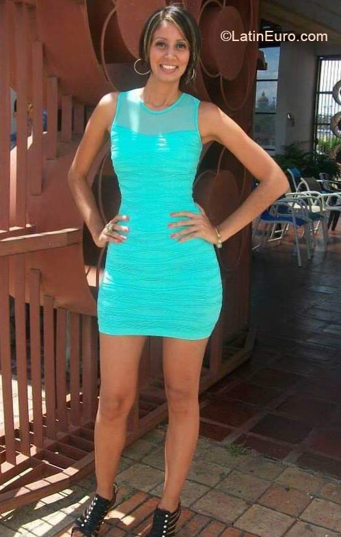 Date this delightful Venezuela girl Angelina from Barquisimeto VE4157