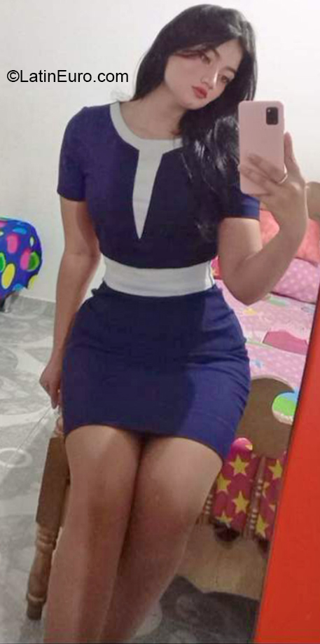 Date this pretty Colombia girl Thalia from Cucuta CO30515