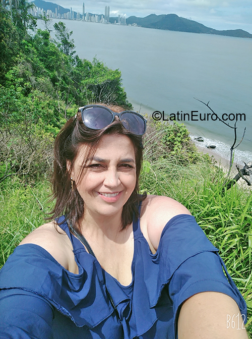 Date this happy Brazil girl Eliana from Paicandu BR11443