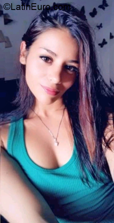 Date this cute Costa Rica girl Andrea from San Jose CR481