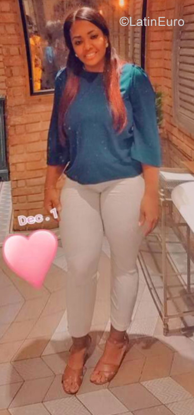 Date this sultry Dominican Republic girl Ingri from Santo Domingo DO40454