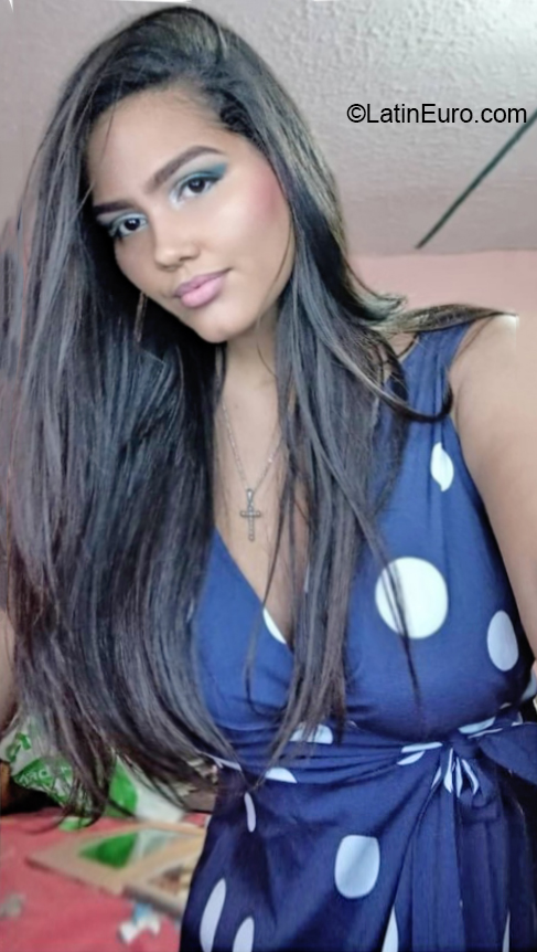 Date this cute Colombia girl Liz from Cartagena CO31298