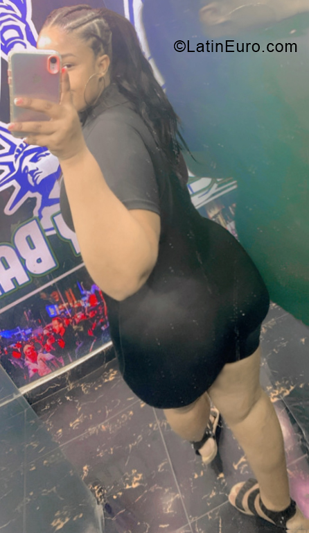 Date this hard body Dominican Republic girl Patricia from Santo Domingo DO40659