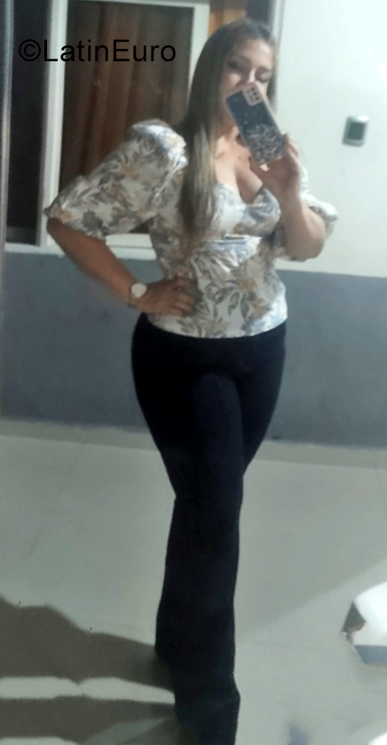 Date this athletic Colombia girl Jessica from Cali CO31655