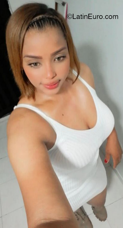 Date this delightful Colombia girl Kathe from Cali CO32205