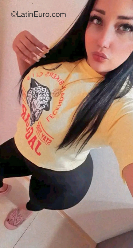 Date this lovely Chile girl Ihia from Santiago CL386