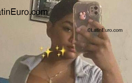 Date this gorgeous Dominican Republic girl Karla from santo domingo DO52746