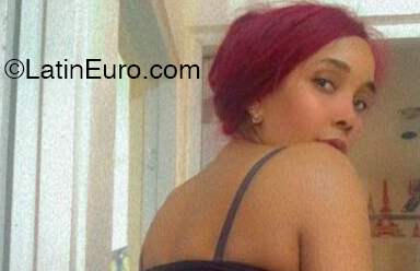 Date this pretty Dominican Republic girl Yaji from Santo Domingo DO53322