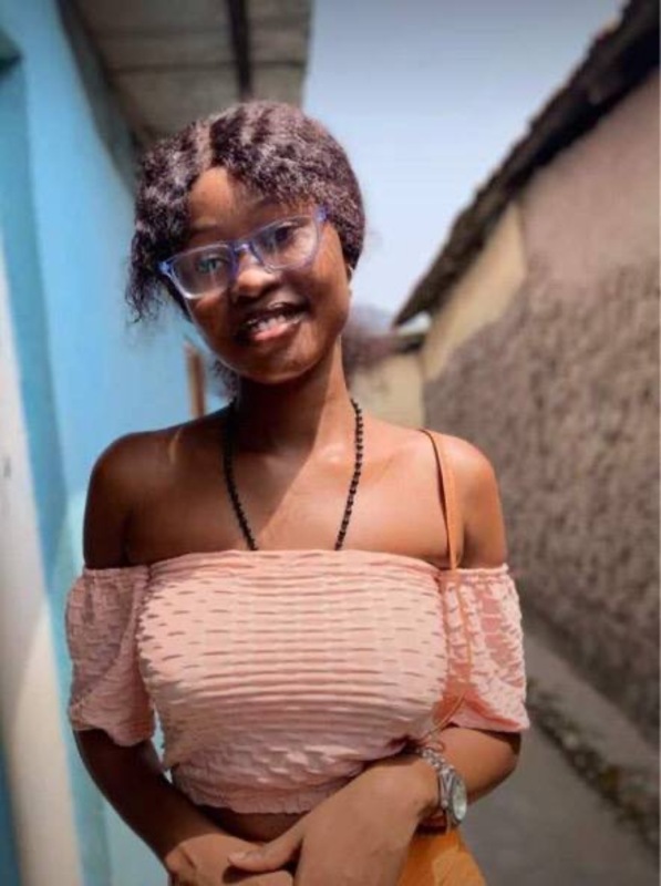 Date this foxy Ghana girl Irene from Kumasi GH189